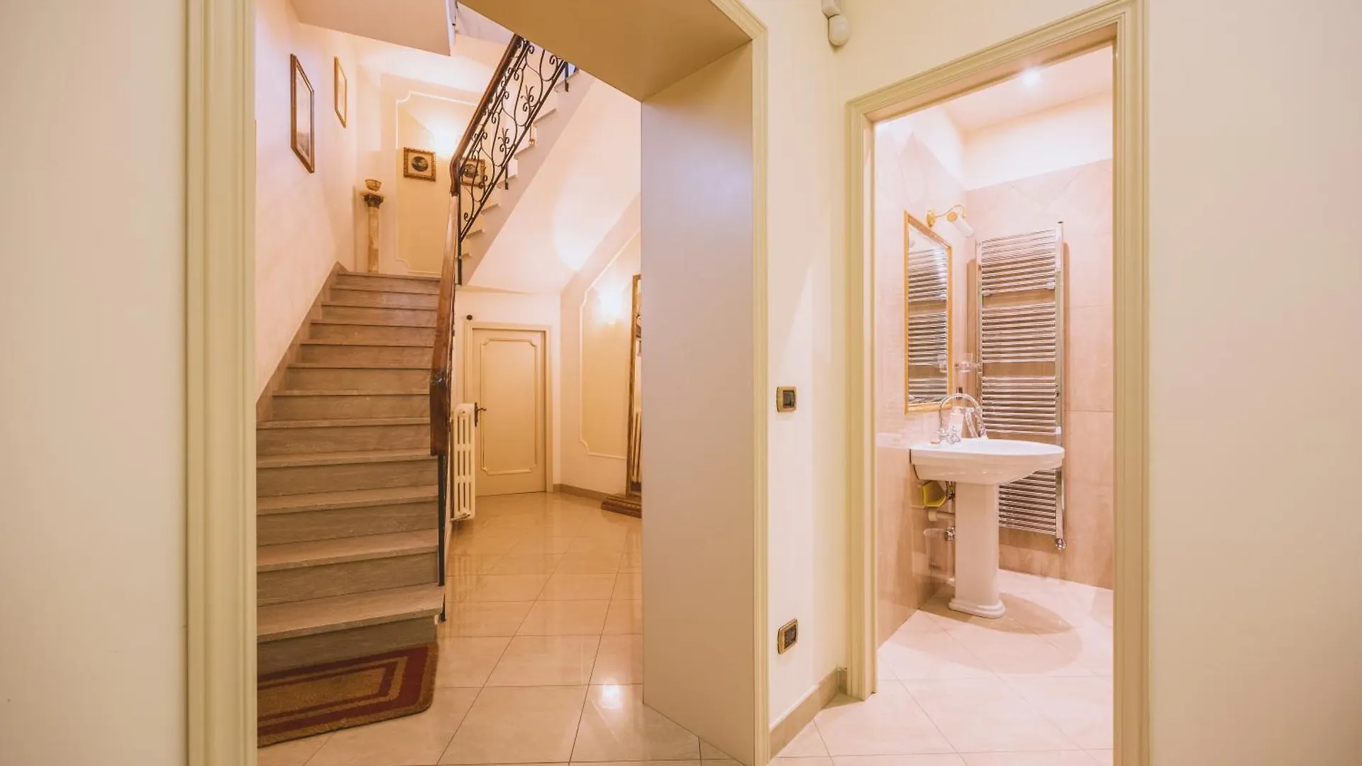 Casadoro Apartment Arezzo 0*,  Italy