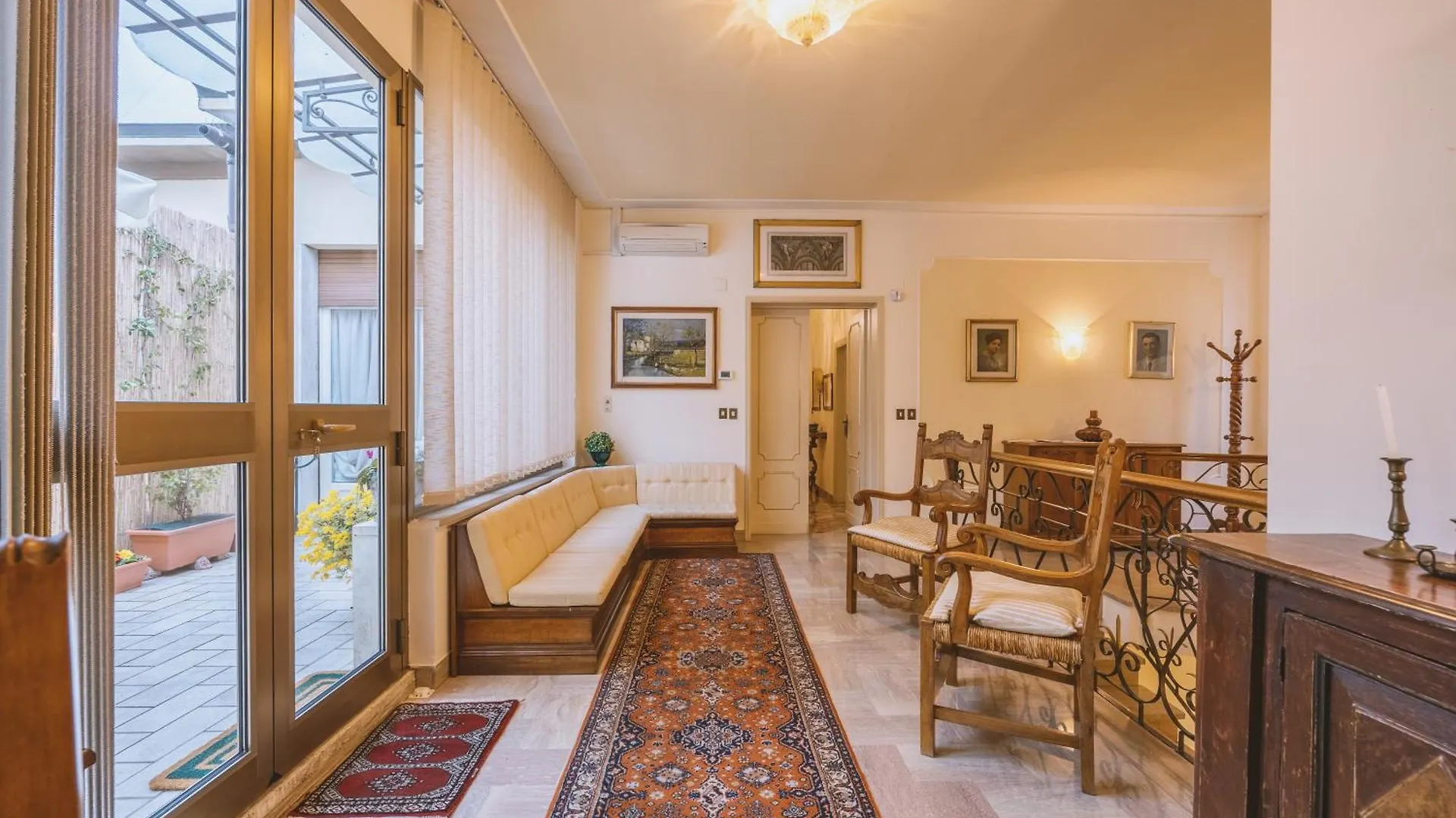 Casadoro Apartment Arezzo 0*,